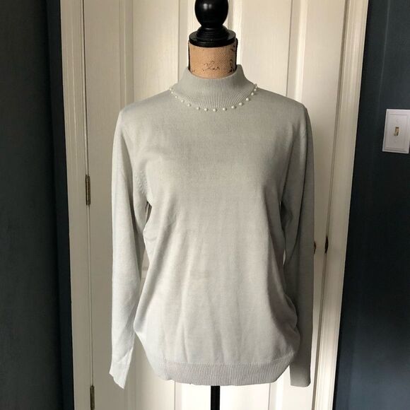 Bedford Fair Sweater with Pearl like beaded trim - Picture 1 of 5